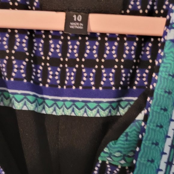 AUW WOMENS DRESS WITH BLUE GREEN & WHITE ASYMETRICAL PATTERN - Picture 6 of 6